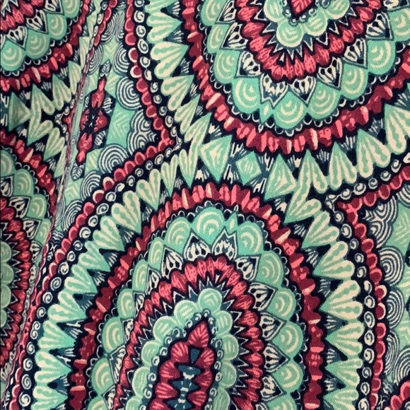 Azure flowy skirt size xsmall - Picture 3 of 4